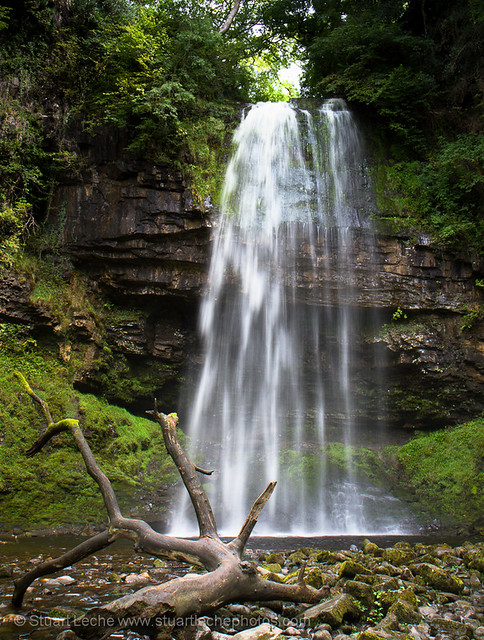 Henrhyd Waterfall, South Wales (1 of 2)