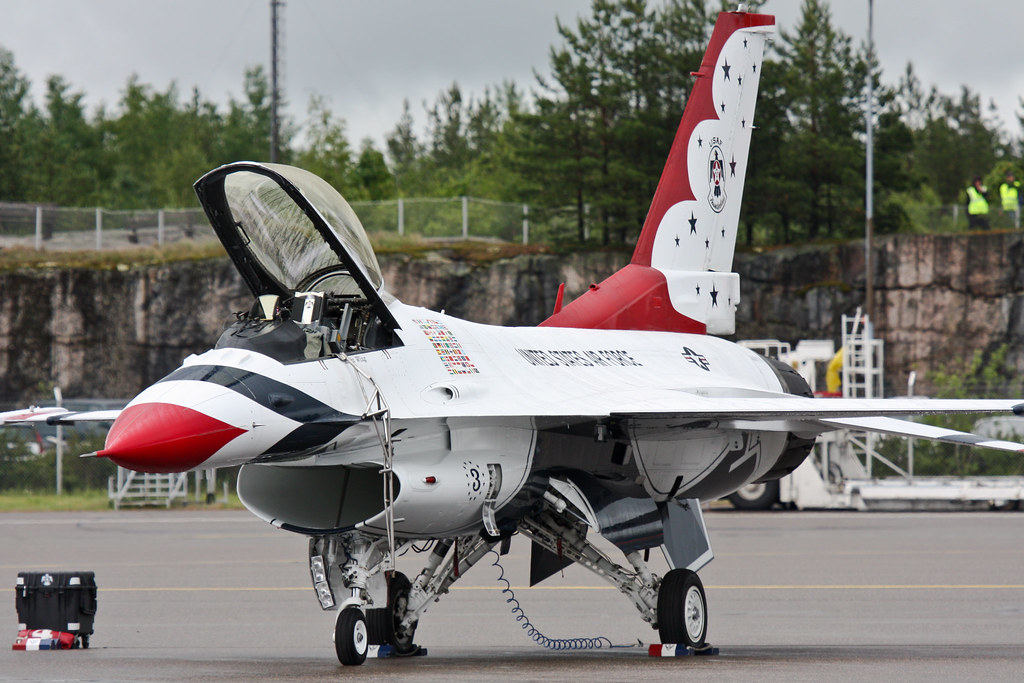 USAF Thunderbirds no. 3