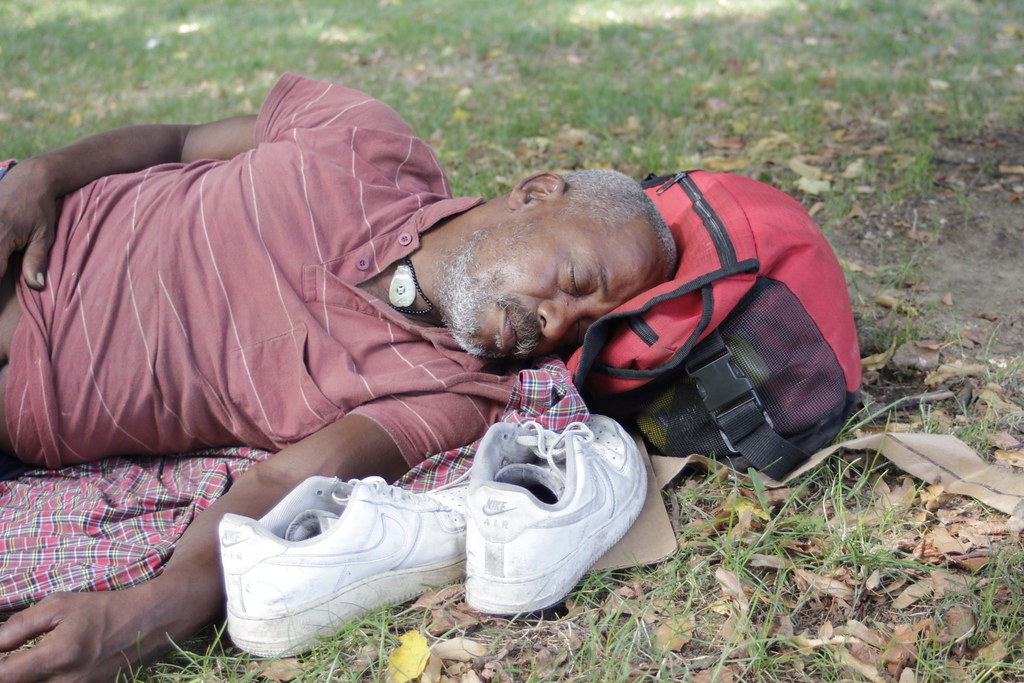 Man sleeping | McCarren Park, Williamsburg, Brooklyn \u201cI swea\u2026 | Flickr
