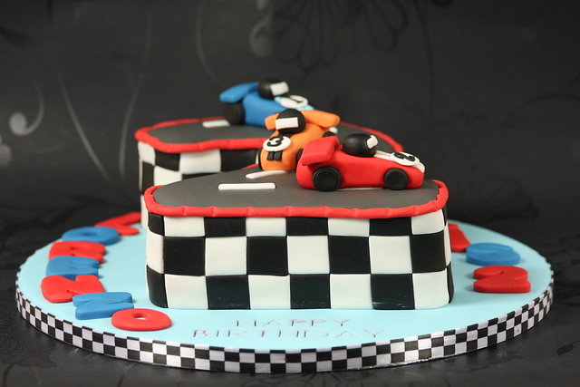 No 2 Racing Car Cake (side view)
