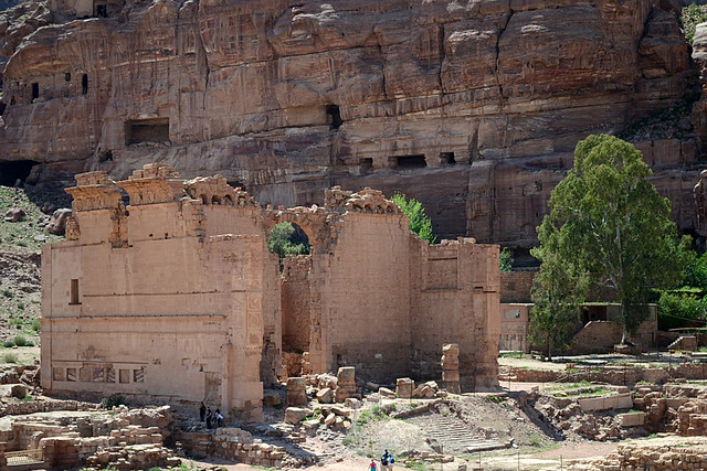 PETRA, JORDAN - Qasr al-Bint temple/ ПЕТРА, ИОРДАНИЯ - храм Каср аль-Бинт