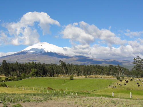 Approaching Cotopaxi from the southwest side | Dave Lonsdale | Flickr