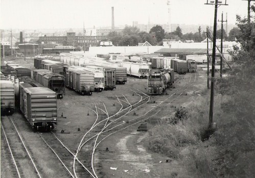 B&M Lawrence Sept 1992 - 01 by mdbouch, Guilford (Boston & Maine) #470 switching the Lawrence, MA yard, in September of 1992.  View from
