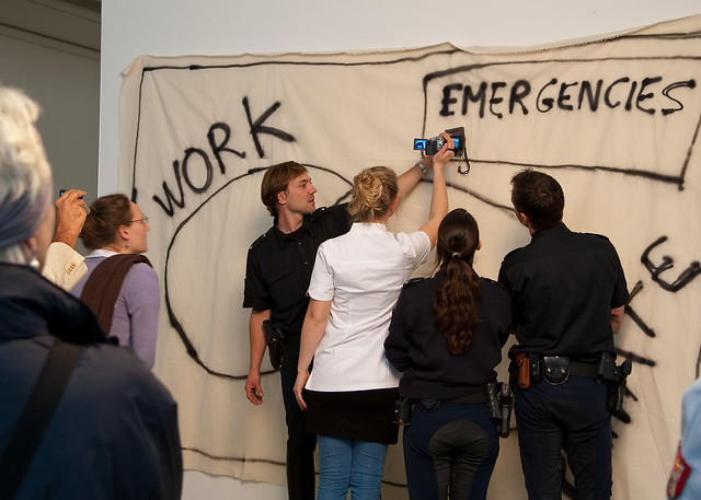 ULTRACONTEMPORARY ART FORMAT@Sprengel Musuem:  WHAT ARE YOUR EMERGENCIES TODAY / with HANNOVER POLICE Sprengel Museum / TODAY EMERGENCIES