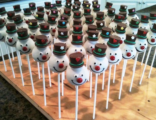 snowman cake pops