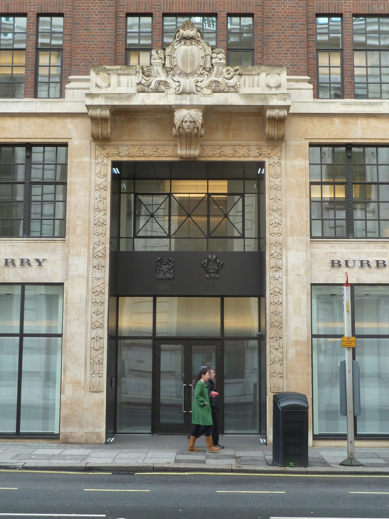 burberry horseferry road