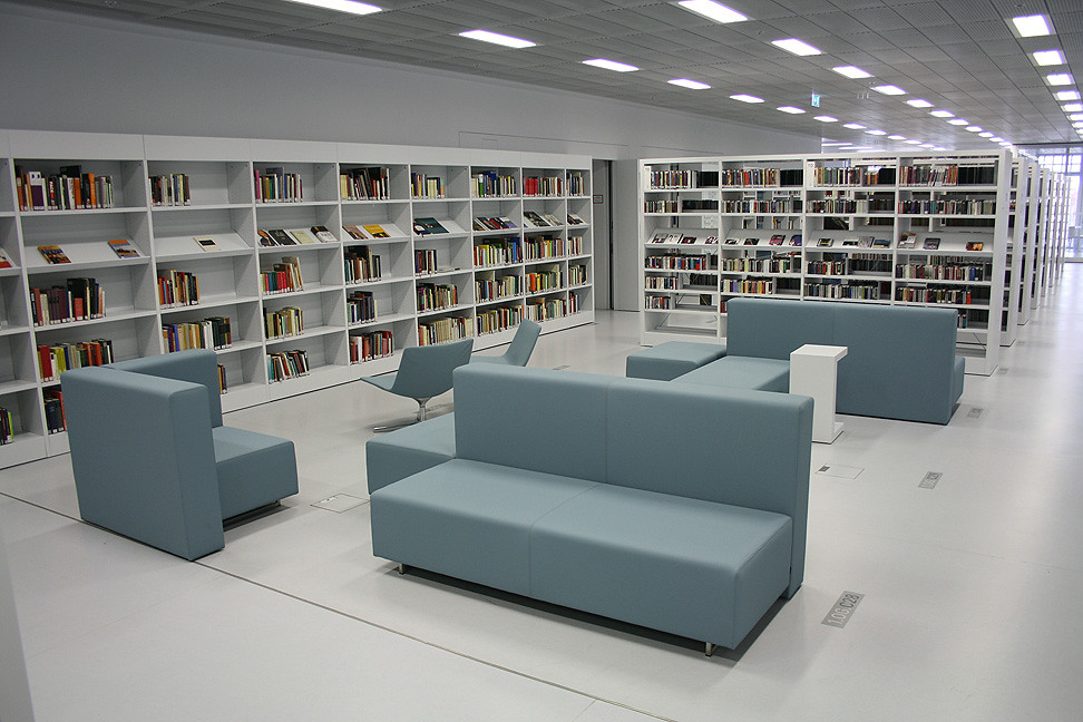 Index library. Библиотека Штутгарта. Штутгарт университет библиотека. Библиотека куб. Сити библиотека.