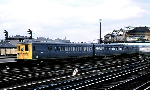 Mobile Instruction Train S10 | In 1956 an ex-4-SUB unit No.4… | Flickr