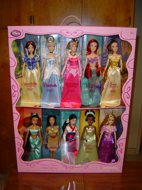 2011 Disney Princess 12'' Classic Film Doll Collection - Front View Of Box
