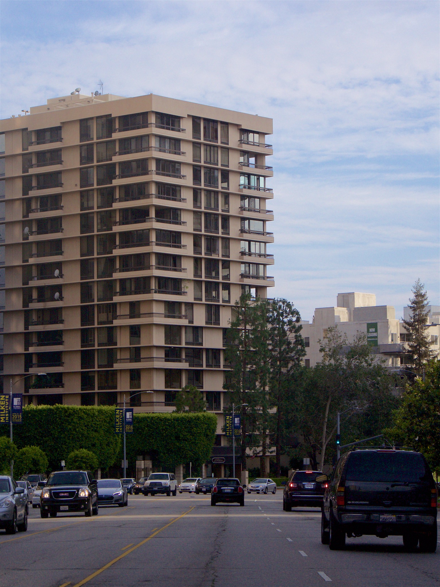 Wilshire Blvd.
