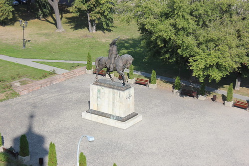 sculpture monument square poland polska pomnik rzeźba zamość zamosc rzezba lubelskie skwer