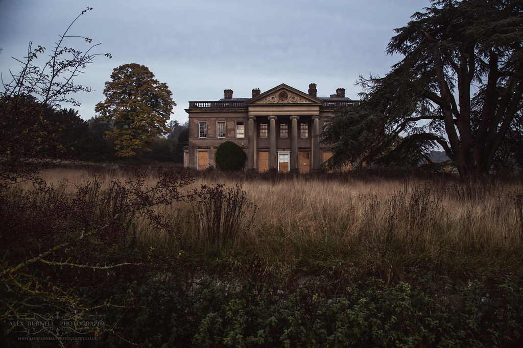 Brogyntyn Hall | alex burnell | Flickr