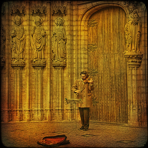 Antwerpen... Music and its listeners. by egold.