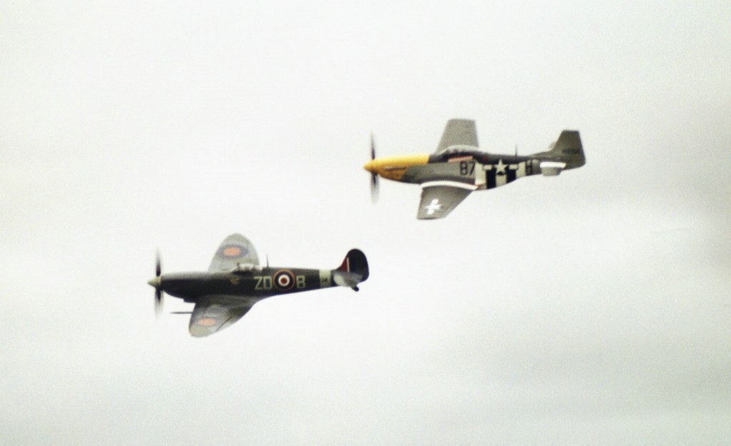 Mustang and Spitfire @ Duxford 2008
