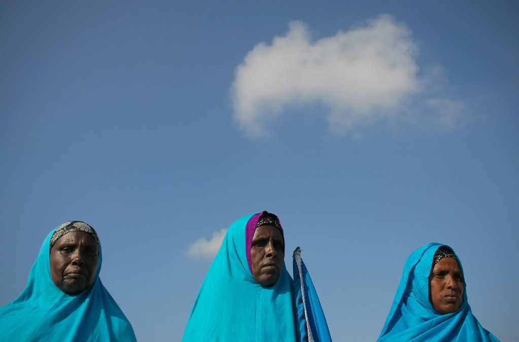 Somali Women Attend Ceremony for Deceased President