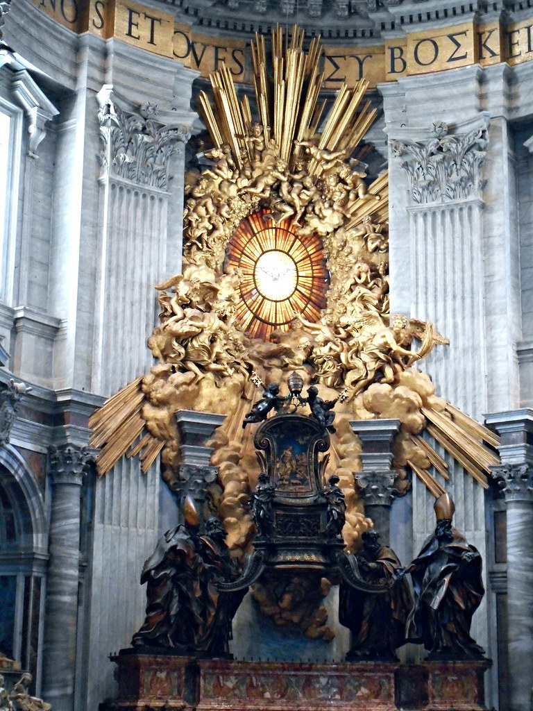 'La chaise de Saint-Pierre avec quatre docteurs de l'Église' (1656-1665) - stucs dorés和gigian Lorenzo Bernini的青铜雕像- basilque Saint-Pierre - Cité du Vatican / Rome