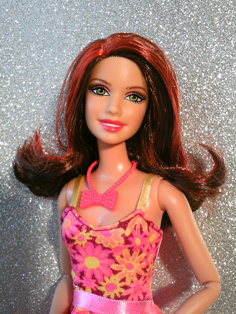 Barbie Fashionistas Wave1 Rainbow Teresa Barbie doll (2013)