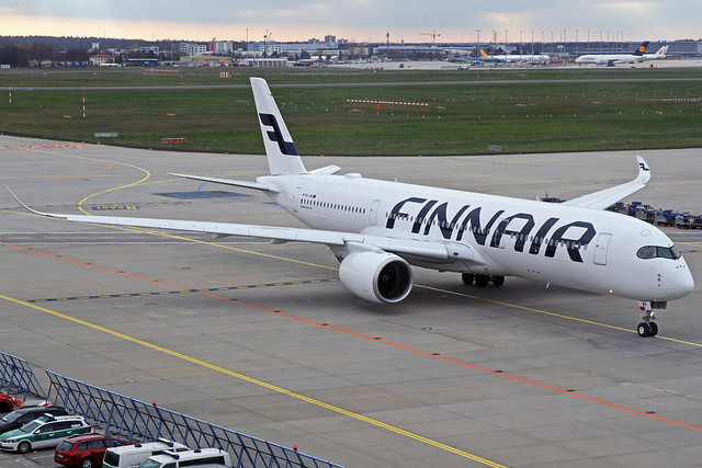 Finnair Airbus A350-941 OH-LWA FRA 16-11-15