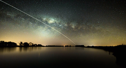 iss astrophotography hawkesbay internationalspacestation light longexposure milkyway napier newzealand night sky stars tide water caldwell ankh