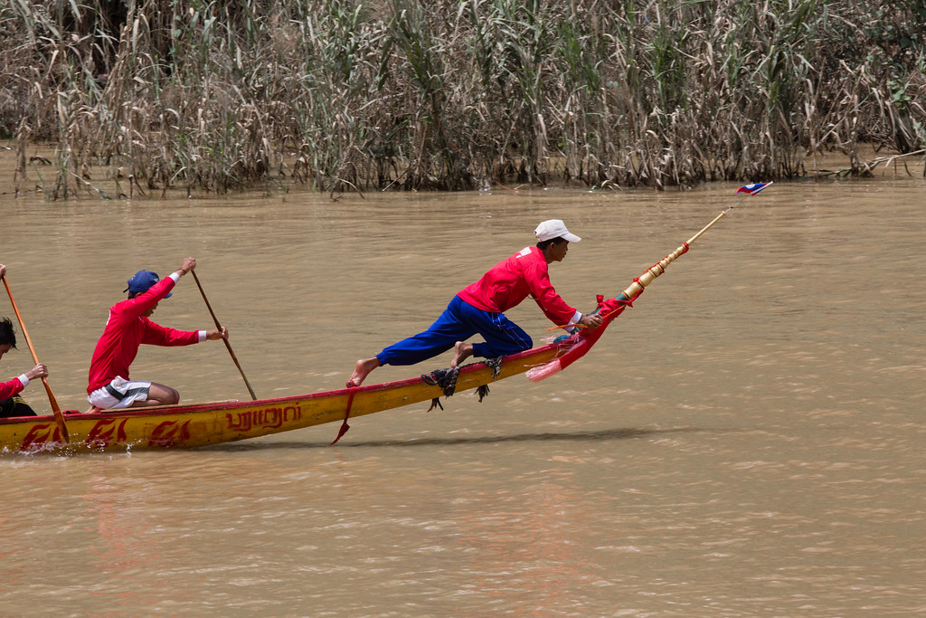 laos-luang-prabang-boat-racing-festival-Photo-by-Cyril-Ebe… | Flickr
