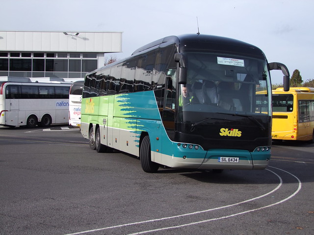 Skills coach hire (SIL 6434 previously YN57 AEB), Derby bus station on National Express duties (25-10-15) (2)
