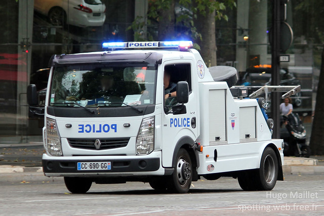 Préfecture de Police de Paris | Renault Maxity