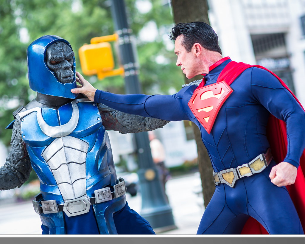 Cosplay Superman vs Darkseid | Lobo Larson | Flickr