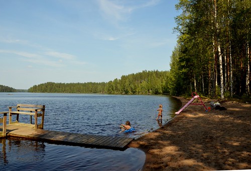 Rental Cottage Tähtitalvikki - Nationalpark Leivonmäki | by Rock and Lake