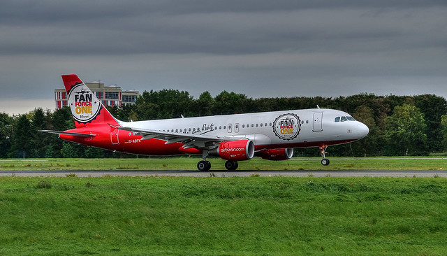 Air Berlin Airbus A320-214 - Fan Force One