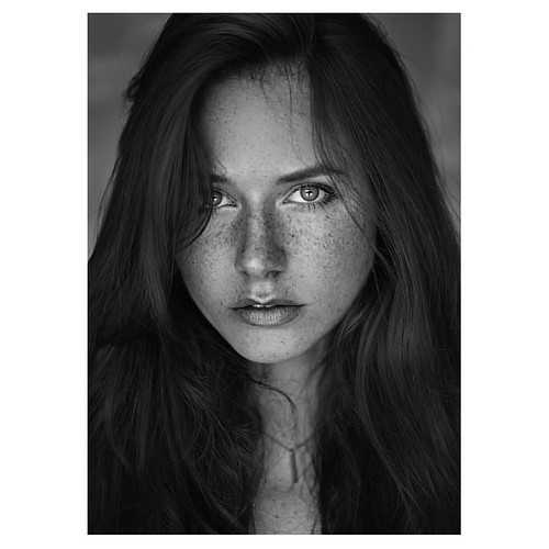 Lovely Jo 💙 #blackandwhite #portrait #fashion #face #polishmodel #polishbeauty #freckles #ilovefreckles #redhead #simple #natural #nomakeup #noworries #face2watch #gagamodels #picoftheday  @jo_grzeskowiak  @gagamodels | by Anna Dyszkiewicz
