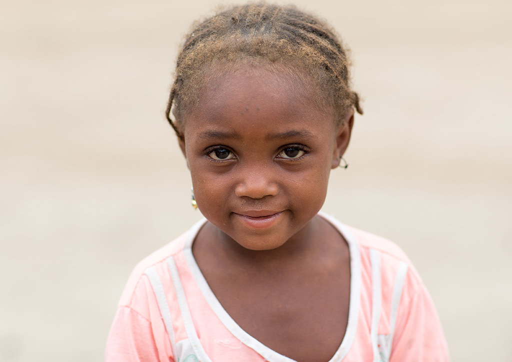 Benin, West Africa, Savalou, fulani peul tribe little girl 