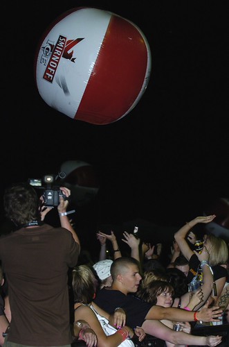 creamfields_07_crowd_ip57_25807 | by ianjpark