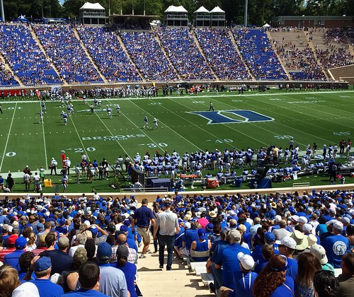 It is a beautiful day to watch Duke take on the Northwestern Wildcats! Blue Devils up 7-0 with 10 minutes left in the second quarter! ???? #GoDuke