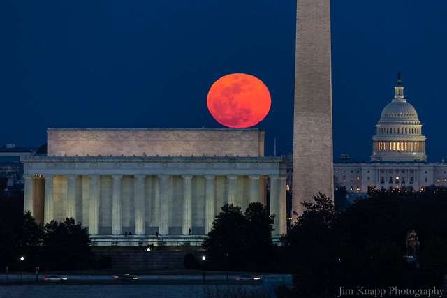 Oh, man. Somebody left their full moon on top of the Lincoln Memorial again.