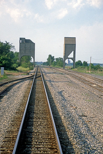 tracks railroadtracks gilmanillinois aboardamtrak illinoiscentralrailroad illinois coalingtower amtrakinillinois