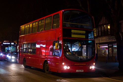 bus centralline chingford eastlondon lf52upv lfaurephotos night railreplacement sullivanbuses tubestrike wvl5