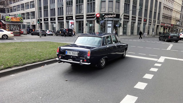 ab 1963 viertürige Limousine P6 von Rover Oranienplatz in 10999 Berlin-Kreuzberg