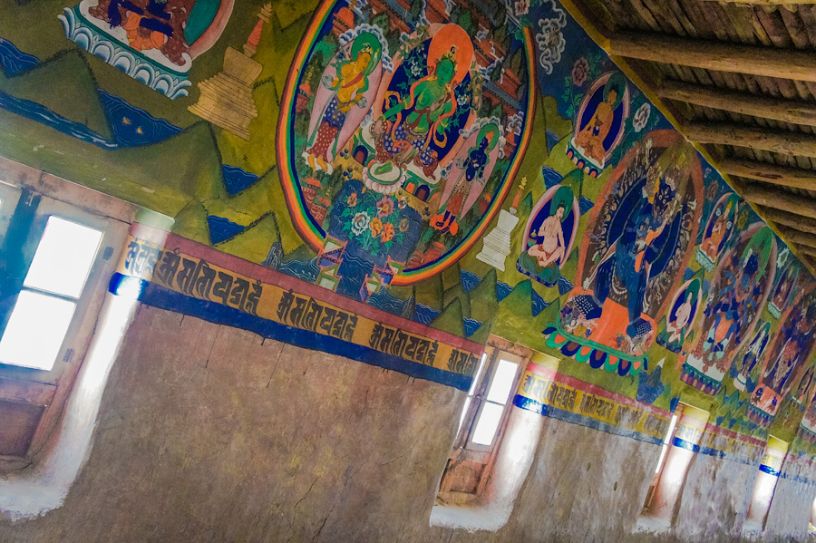 Роспись стен зала. Тикси Гомпа (монастырь Тиксей)