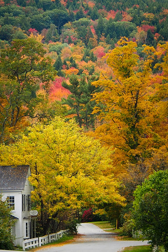 2014 devonshiremedia travel vermont woodstock craigwtidballphotography autumn grafton foliage street smalltown mountain