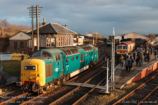 55022 and GBRf 66721, Bo'ness