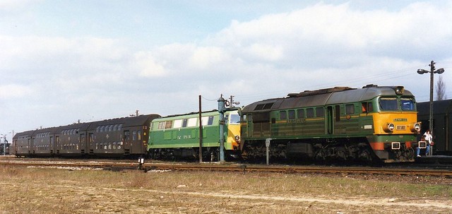 Poland 1989043