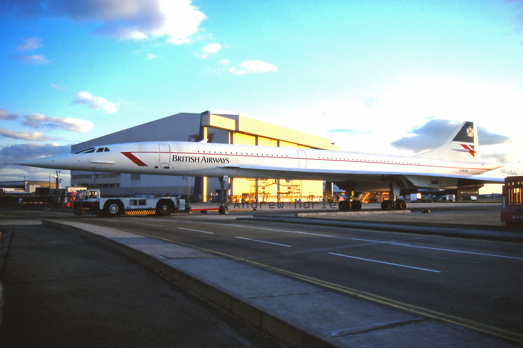 BA Concorde G-BOAE at LHR in May 95