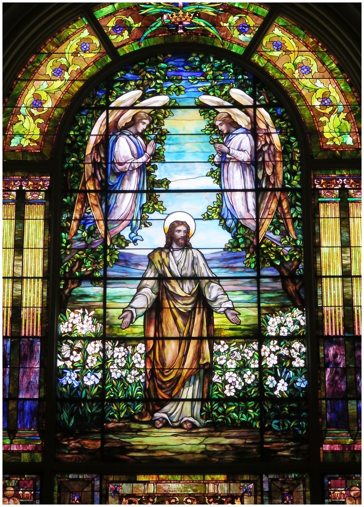 30,000+ Church Stained Glass Window Pictures