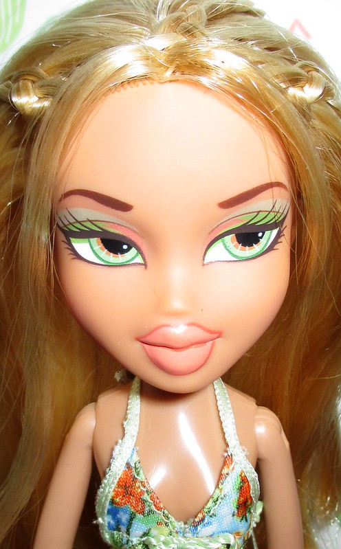Bratz Doll Cloe Sun Kissed Summer - Dolls & Accessories