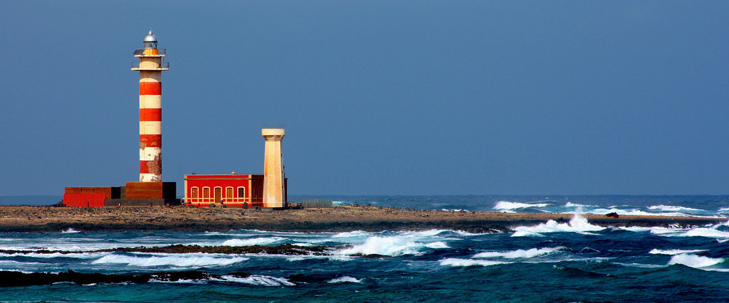 Faro del Tostón in the north of El Cotillo / Fuerteventura
