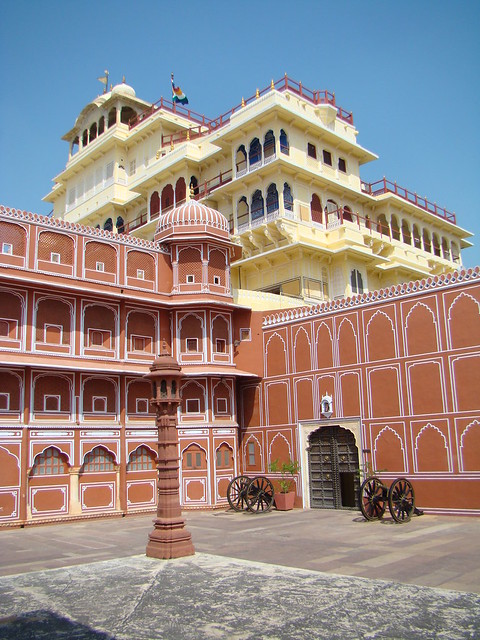 India patio de Sarvato Bhadra Palacio de la Ciudad de Jaipur/ Patio de la Morada Predilecta o Pritam Nivas Chowk 07