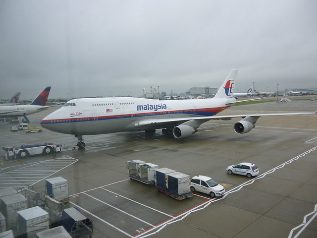 Malaysia Airlines 747-400