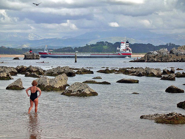 View from Playa de Los Bikinis, Santander