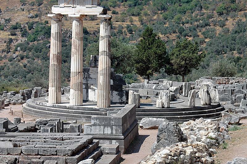The Tholos, Delphi 1