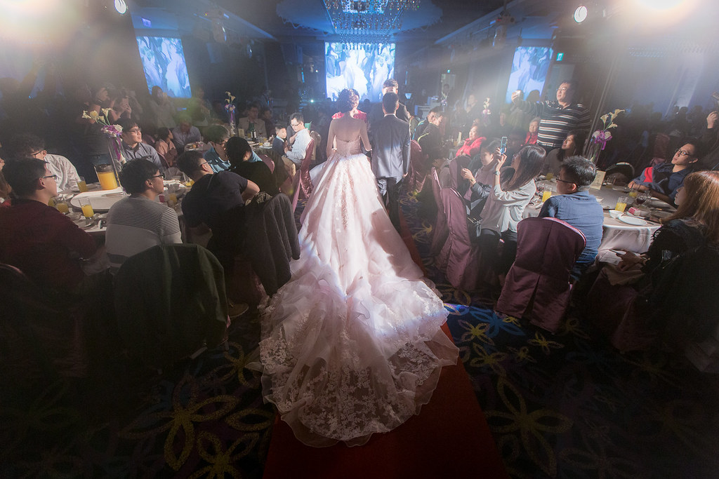 [婚禮攝影]育成于丹 文定午宴@中和晶宴-最專業的團隊完成每場完美婚禮紀錄，拍的不只好更要快! #婚禮攝影